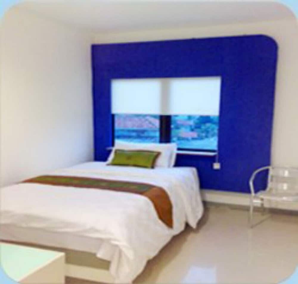 ECONOMY, SINGLE, SINGLE BED