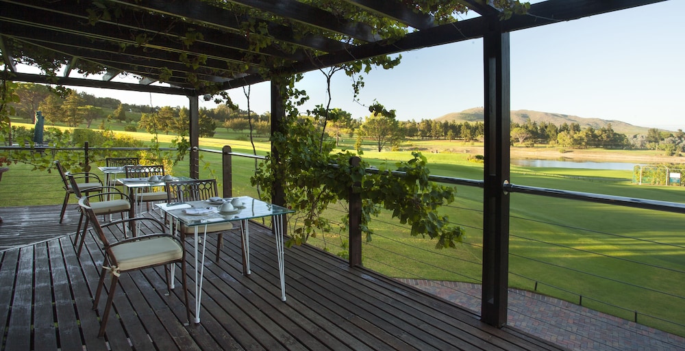 Devonvale Golf and Wine Estate 23/50