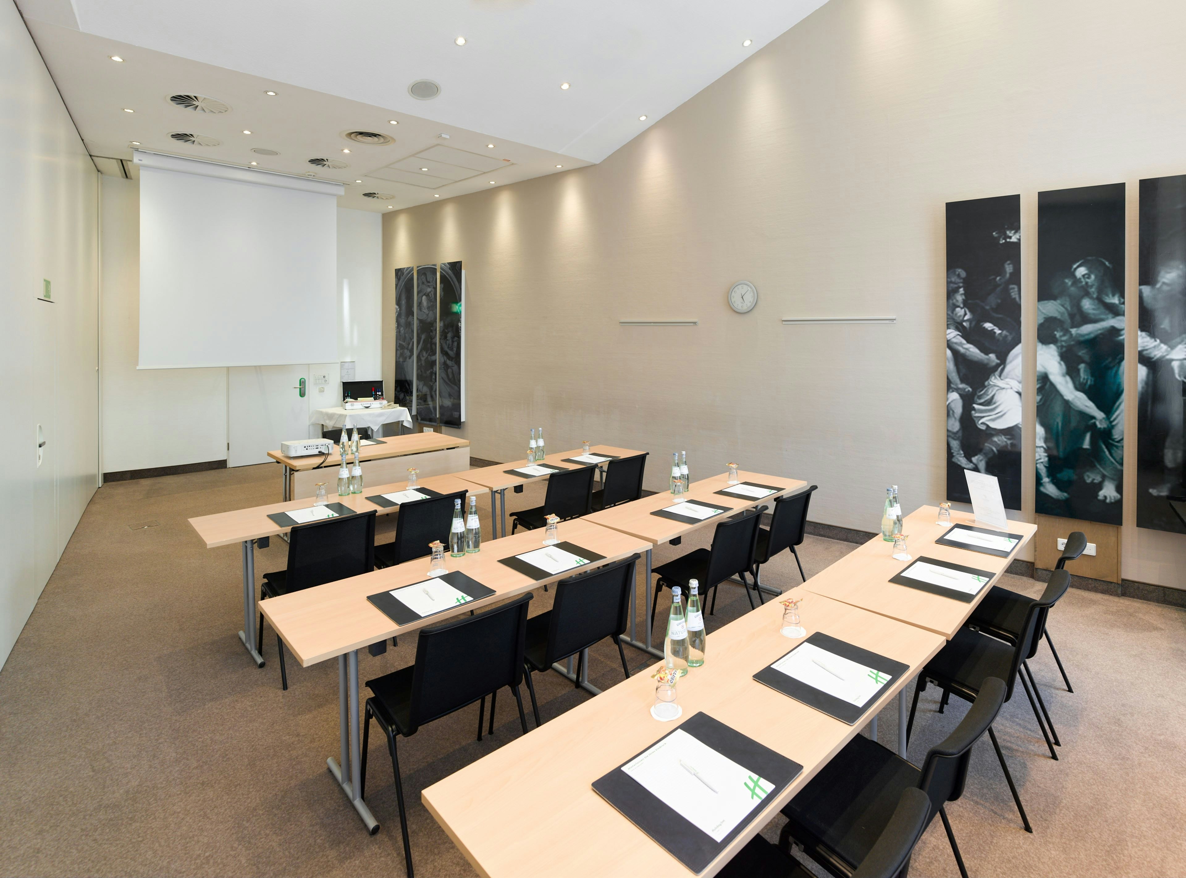 Holiday Inn Stuttgart 68/79