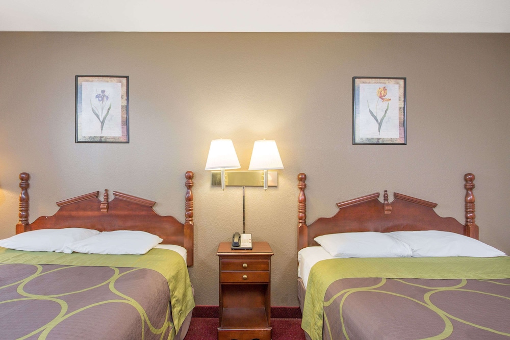 Rodeway Inn Glade Spring 11/24