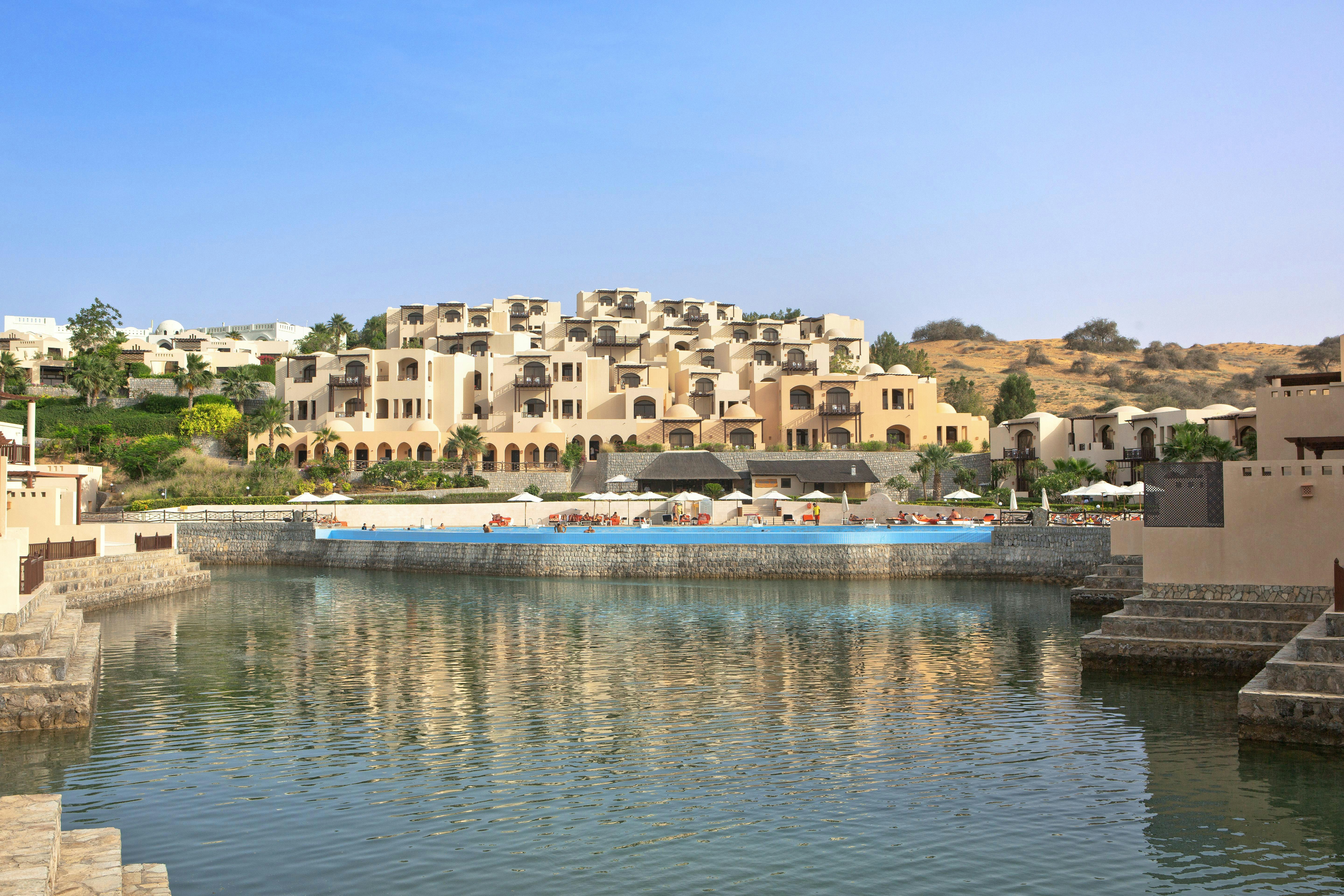 The Cove Rotana Resort 41/50