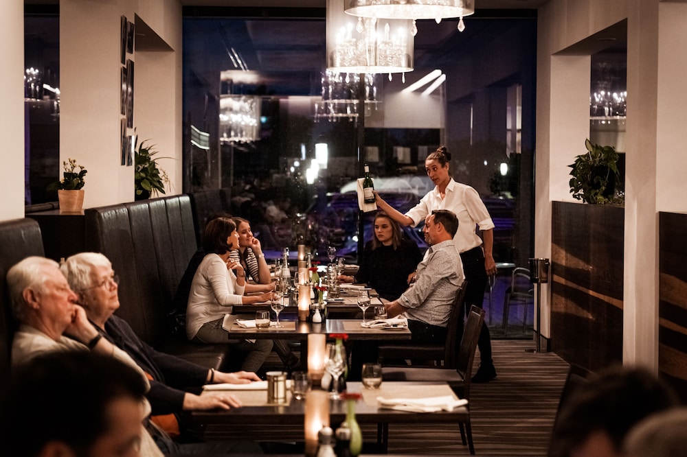 restaurant-cafeteria