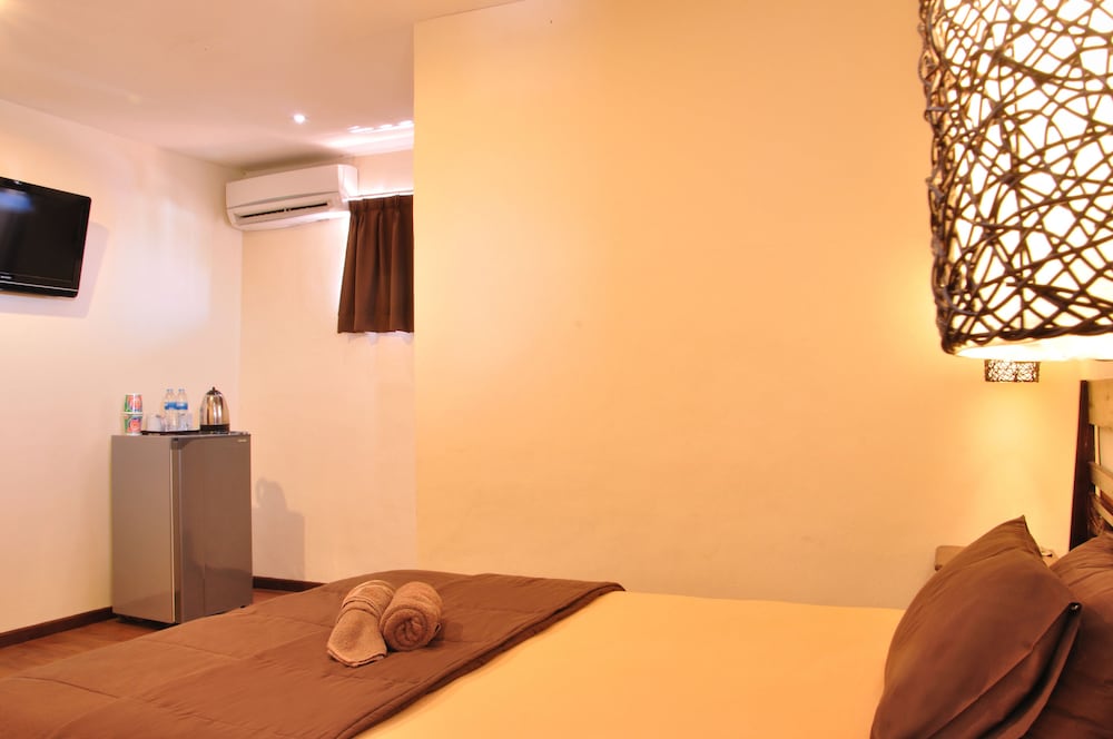 Bemo Corner Guest House 22/44