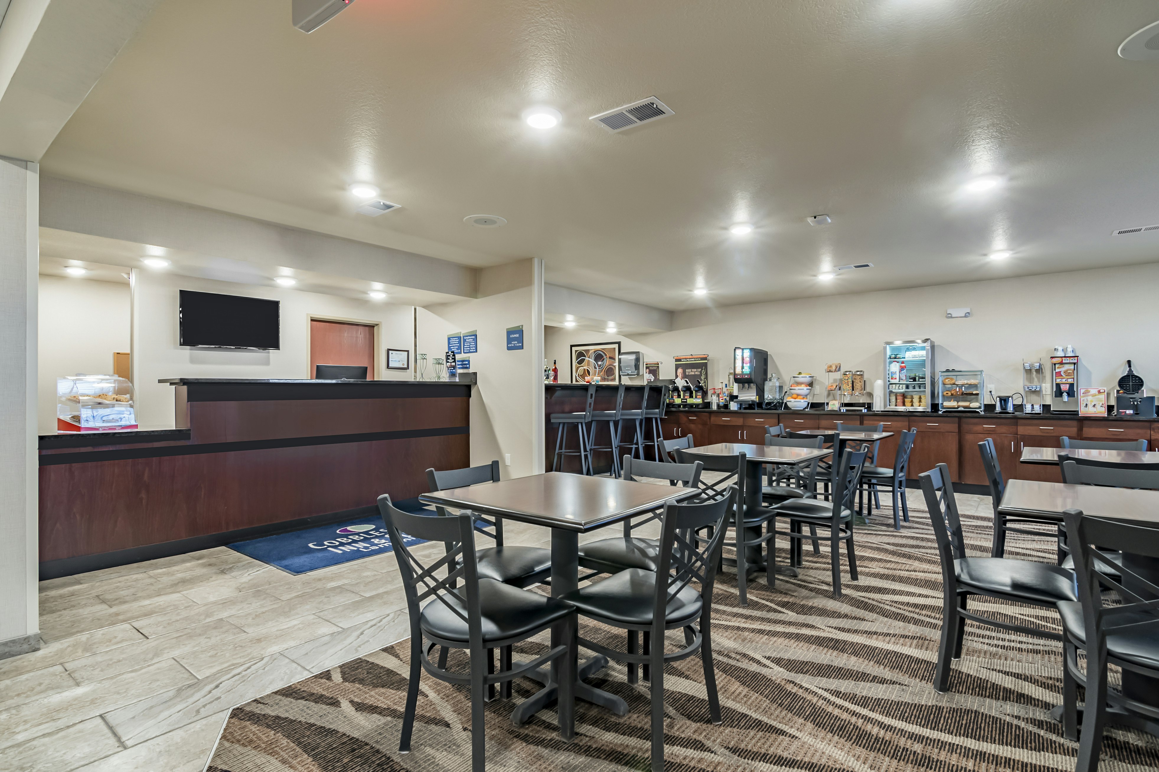 Cobblestone Inn and Suites Lamoni 33/50