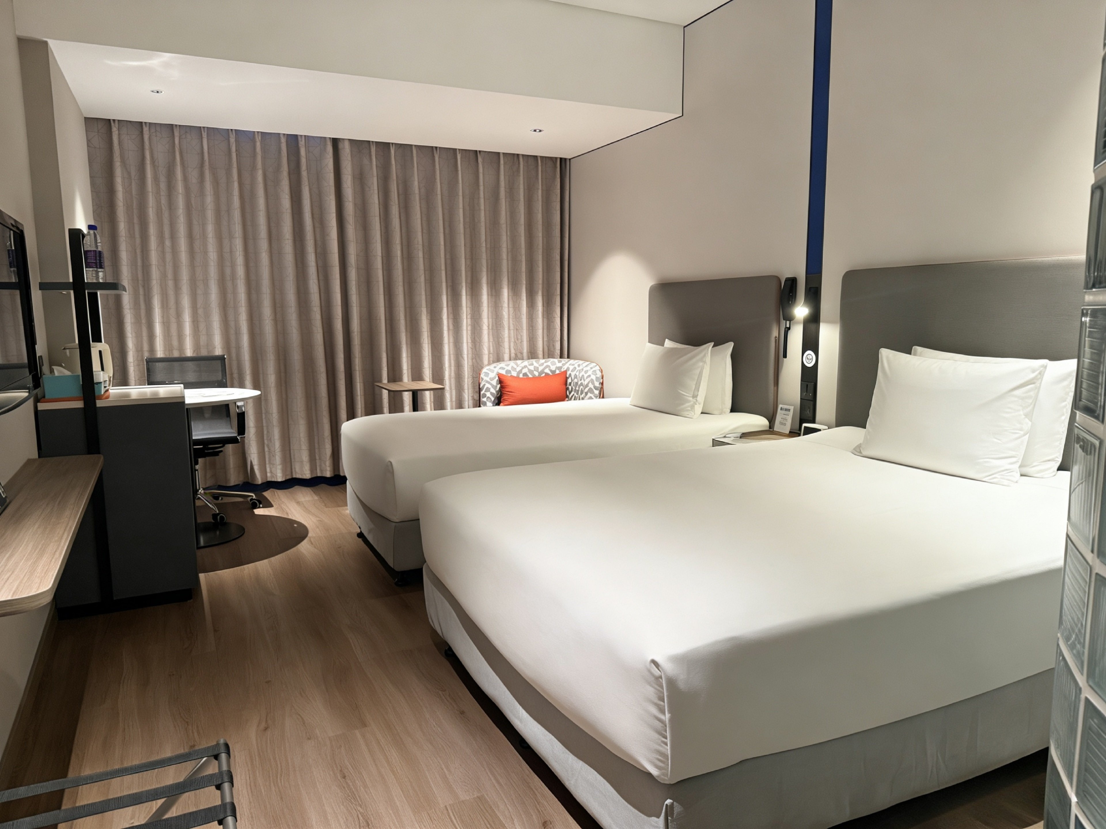 Holiday Inn Express Beijing Airport Zone 19/50