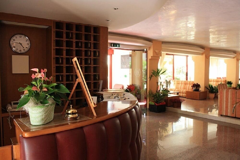 Hotel Nobel 7/41