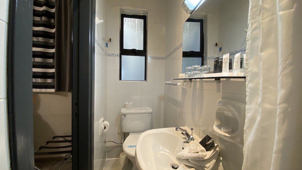 SLIEMA MARINA HOTEL 70/70