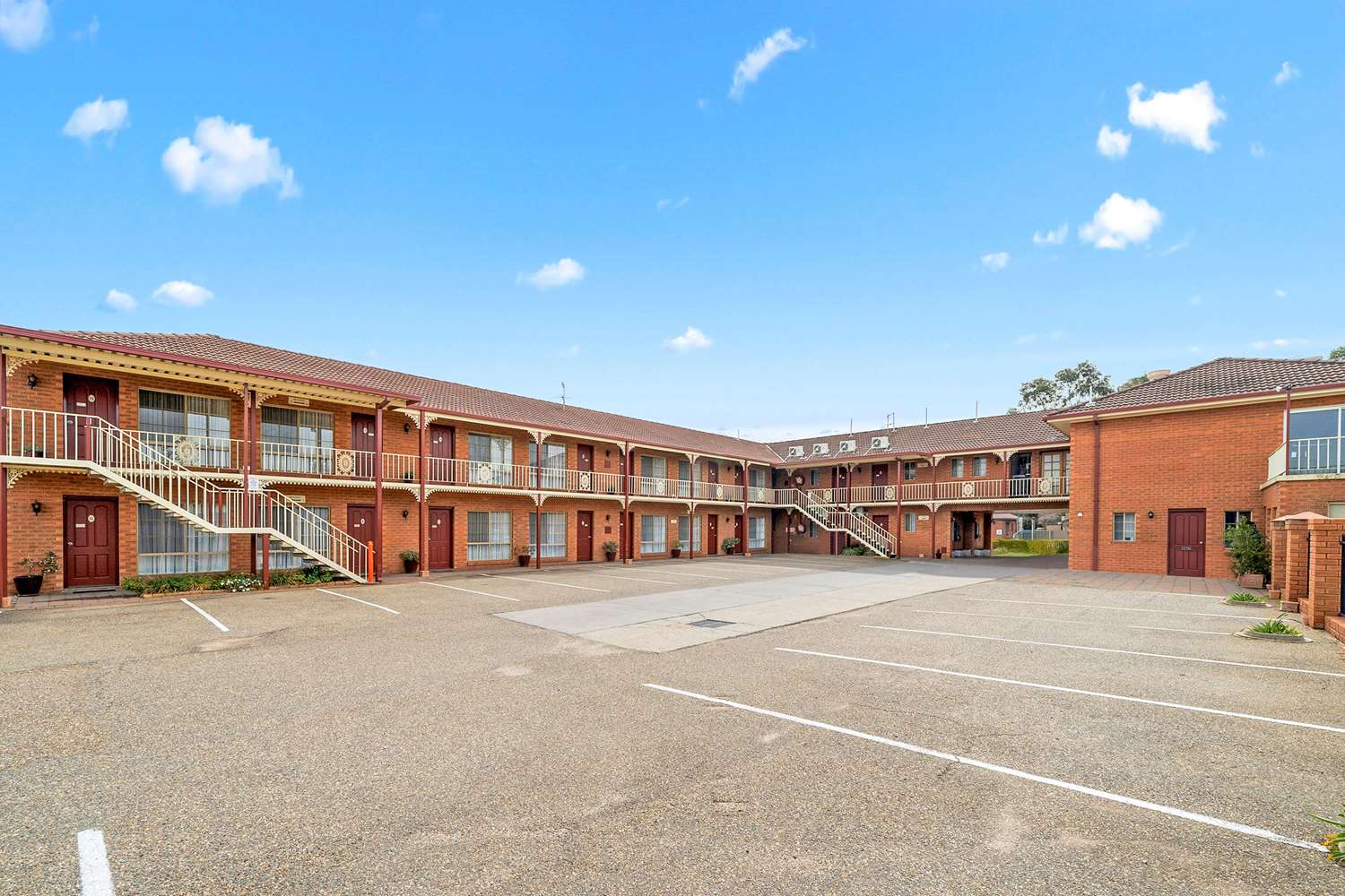Comfort Inn Heritage Wagga 1/3