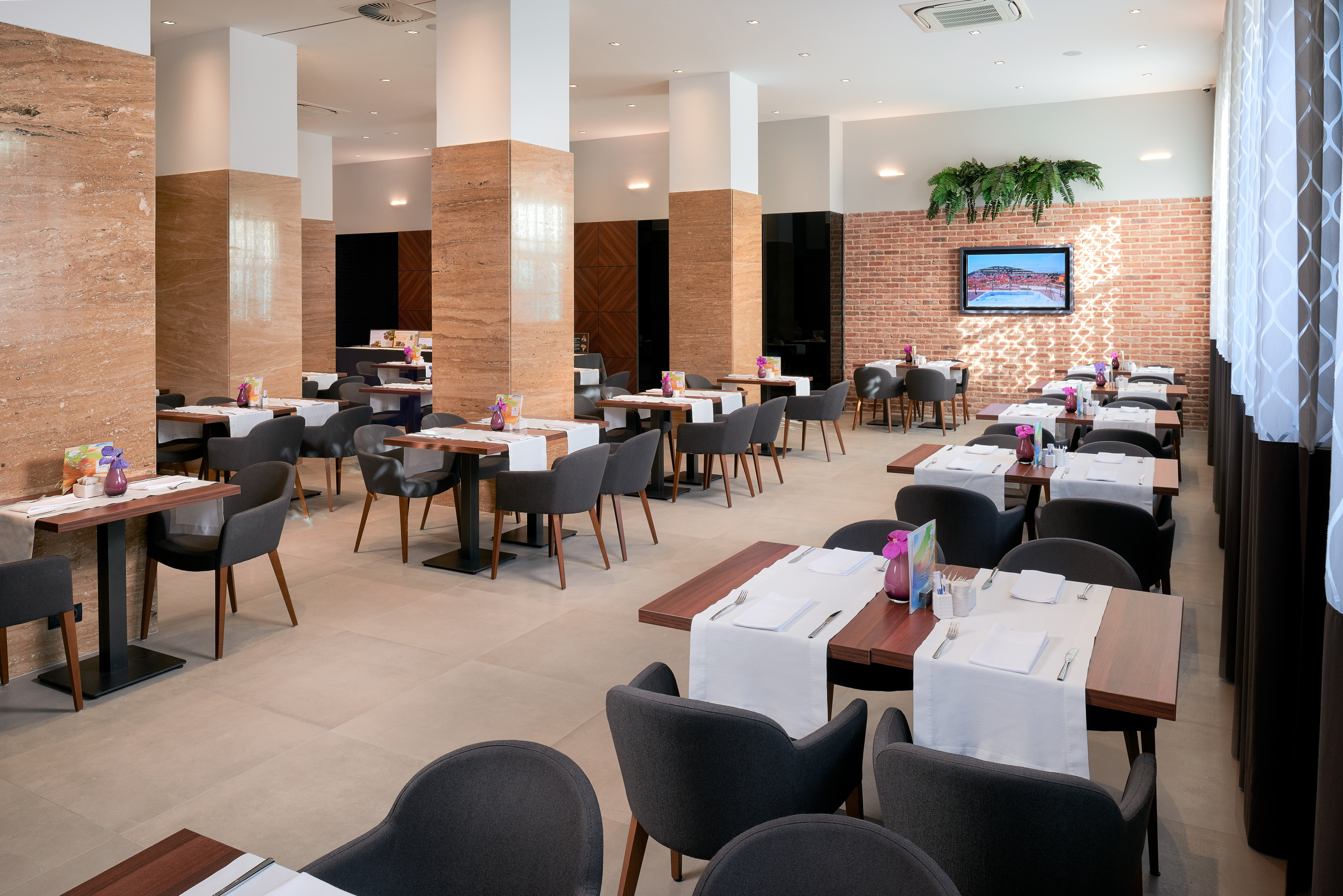 Cornaro Hotel 40/50