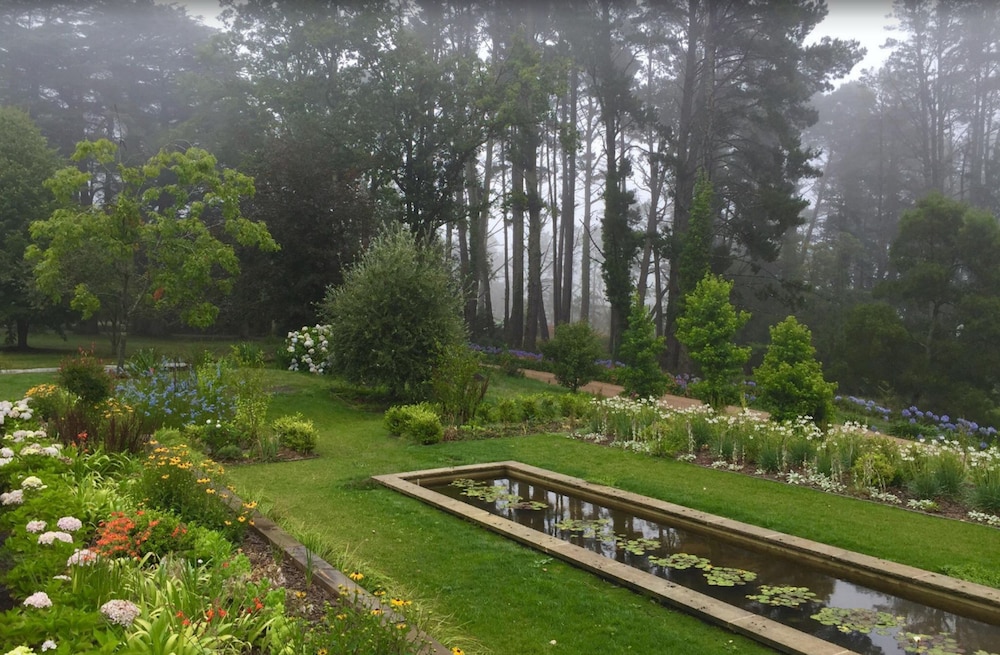 Parklands Country Gardens and Lodges 3/66