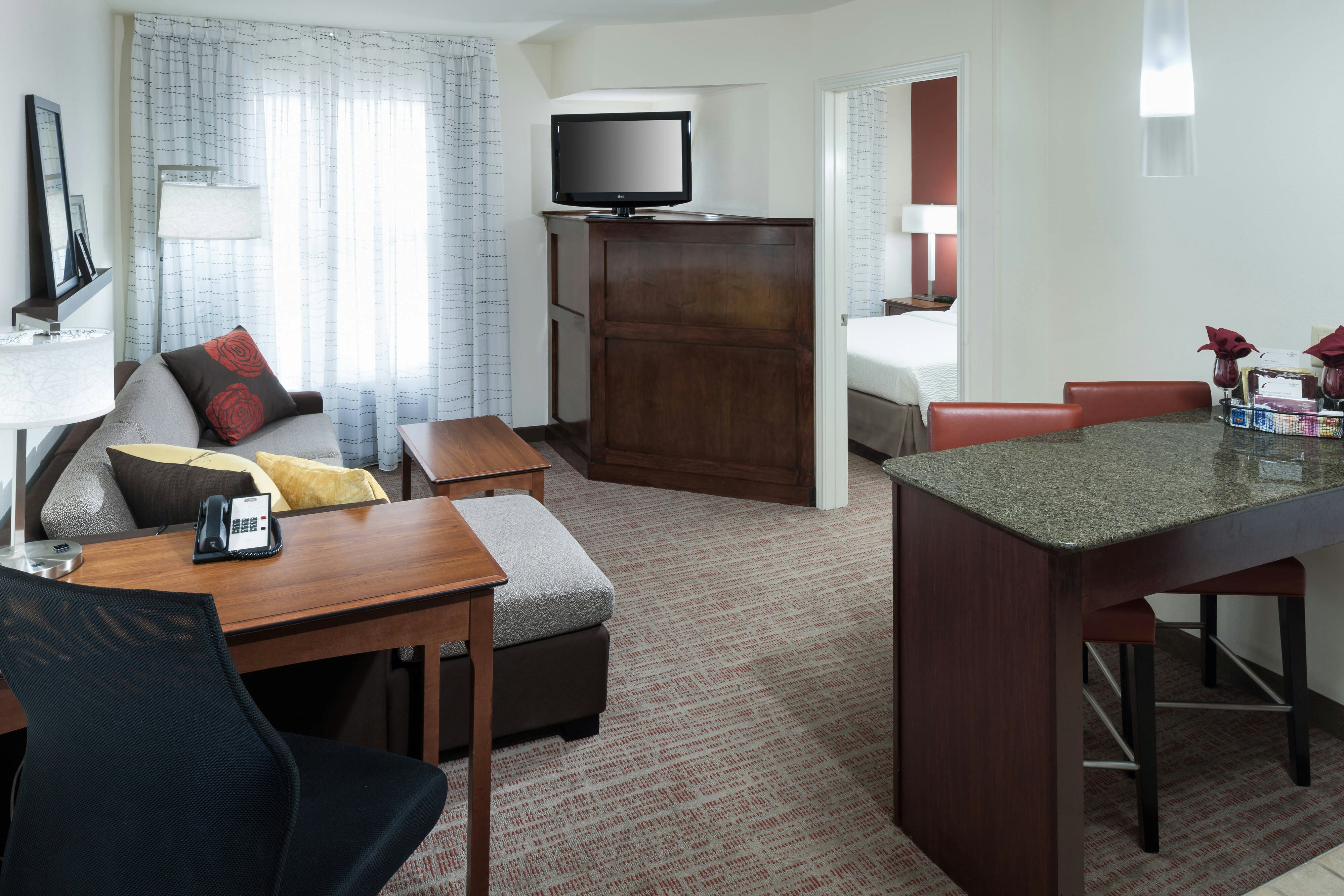 Residence Inn Fort Worth Cultural District 3/10