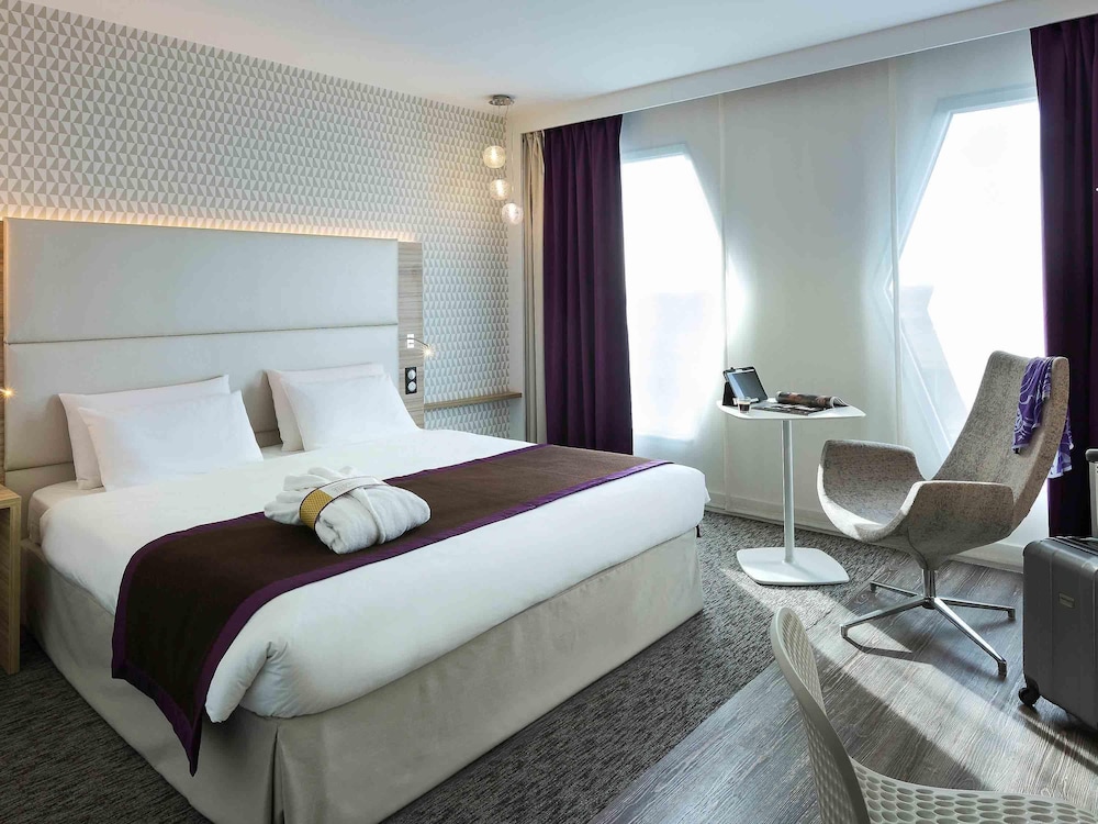 MERCURE PARIS ORLY RUNGIS 23/71