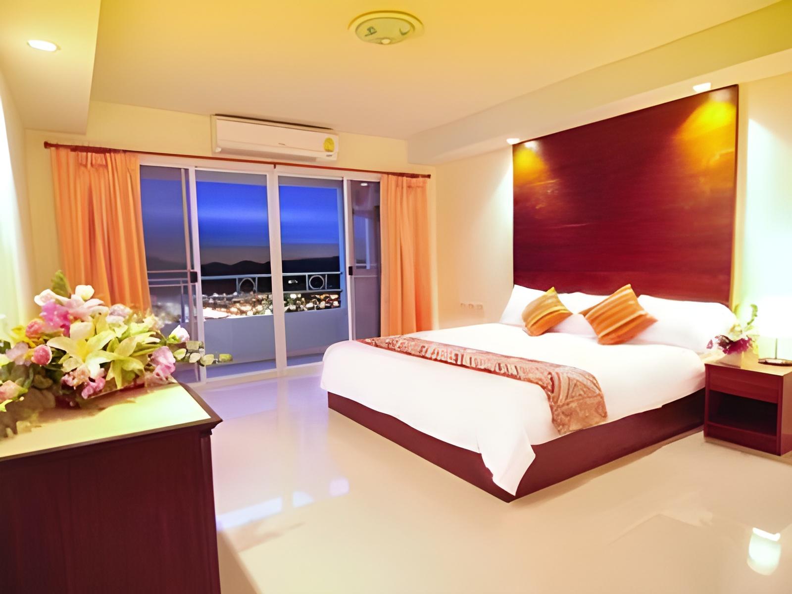 Grand Living Residence 18/64
