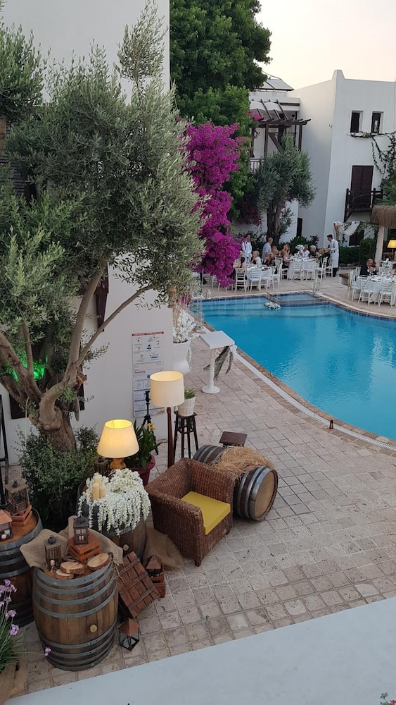 Ece Hotel Bodrum 46/56