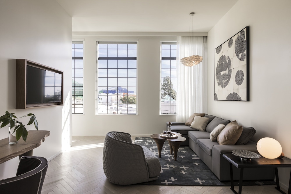 Kimpton La Peer Hotel 36/82