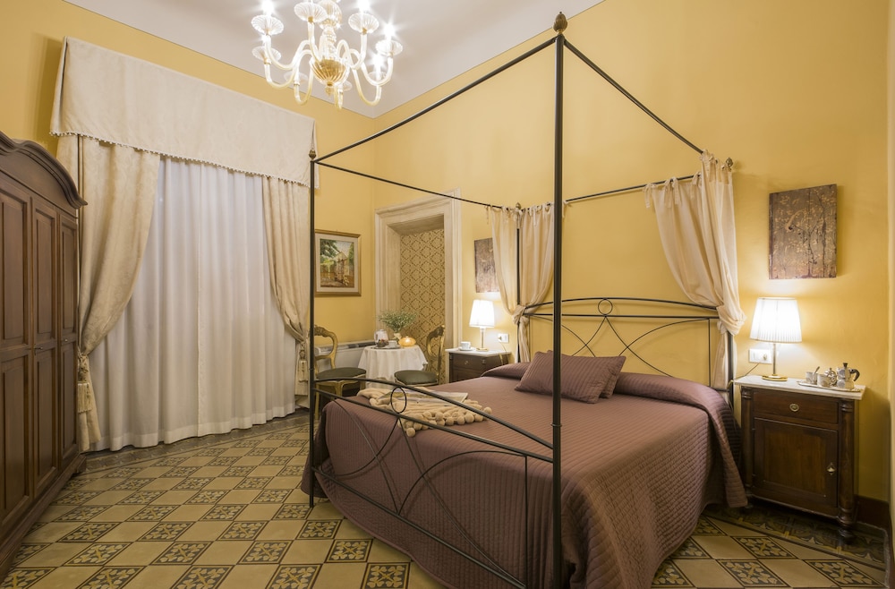 COMFORT, TRIPLE, 1 DOUBLE AND 1 SINGLE BED