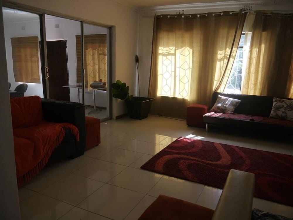 Vintage View Guest House 15/18