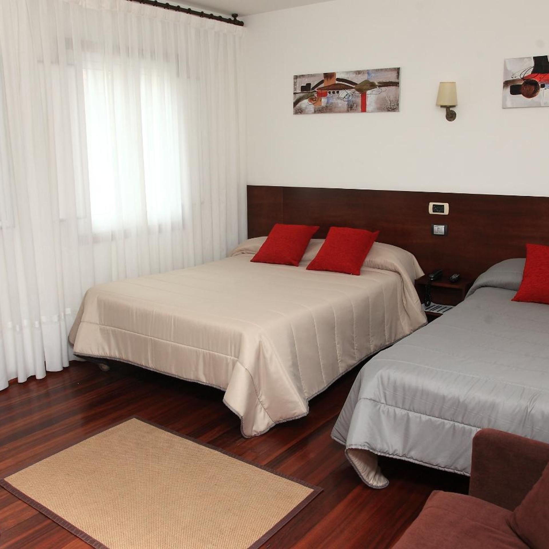 Hotel Restaurante Ruas 27/58