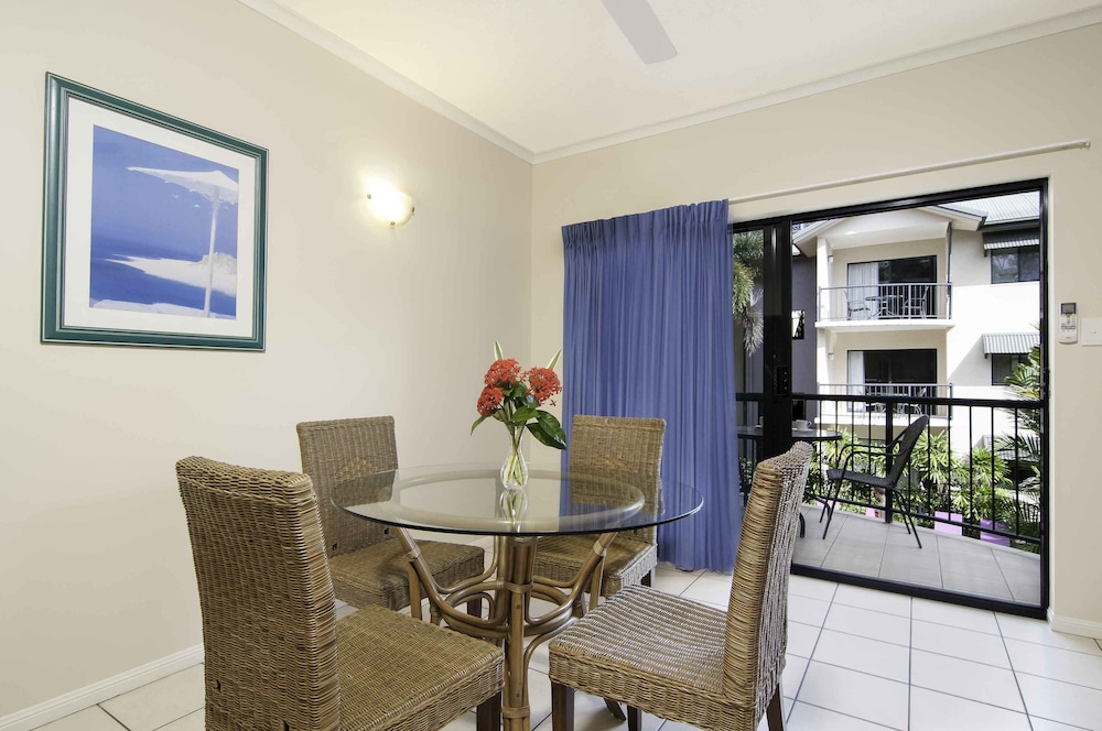 Bay Villas Resort 35/52