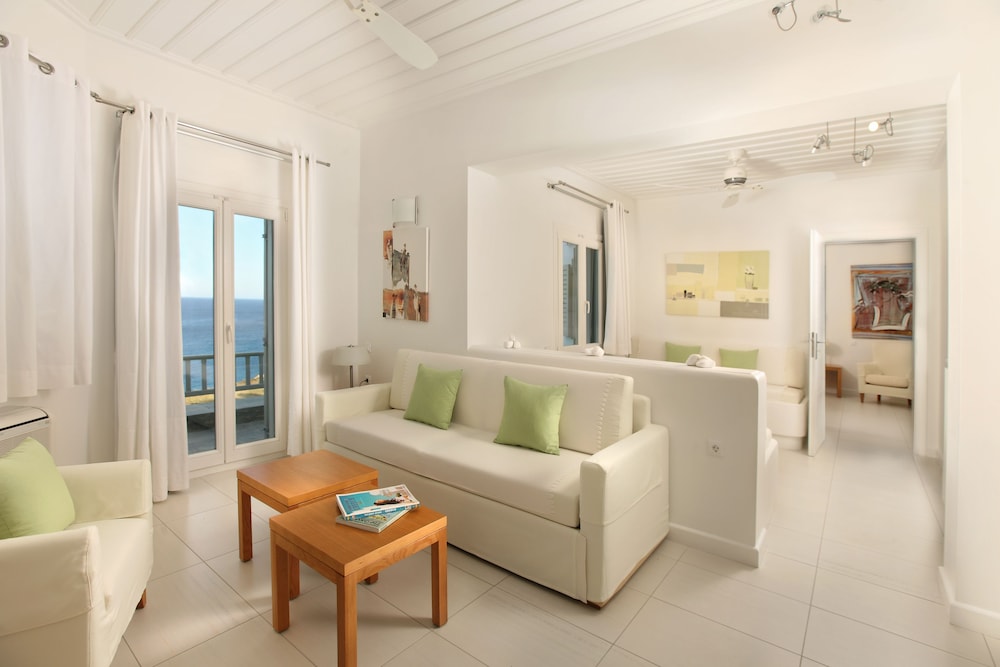 Selana Suites 32/50