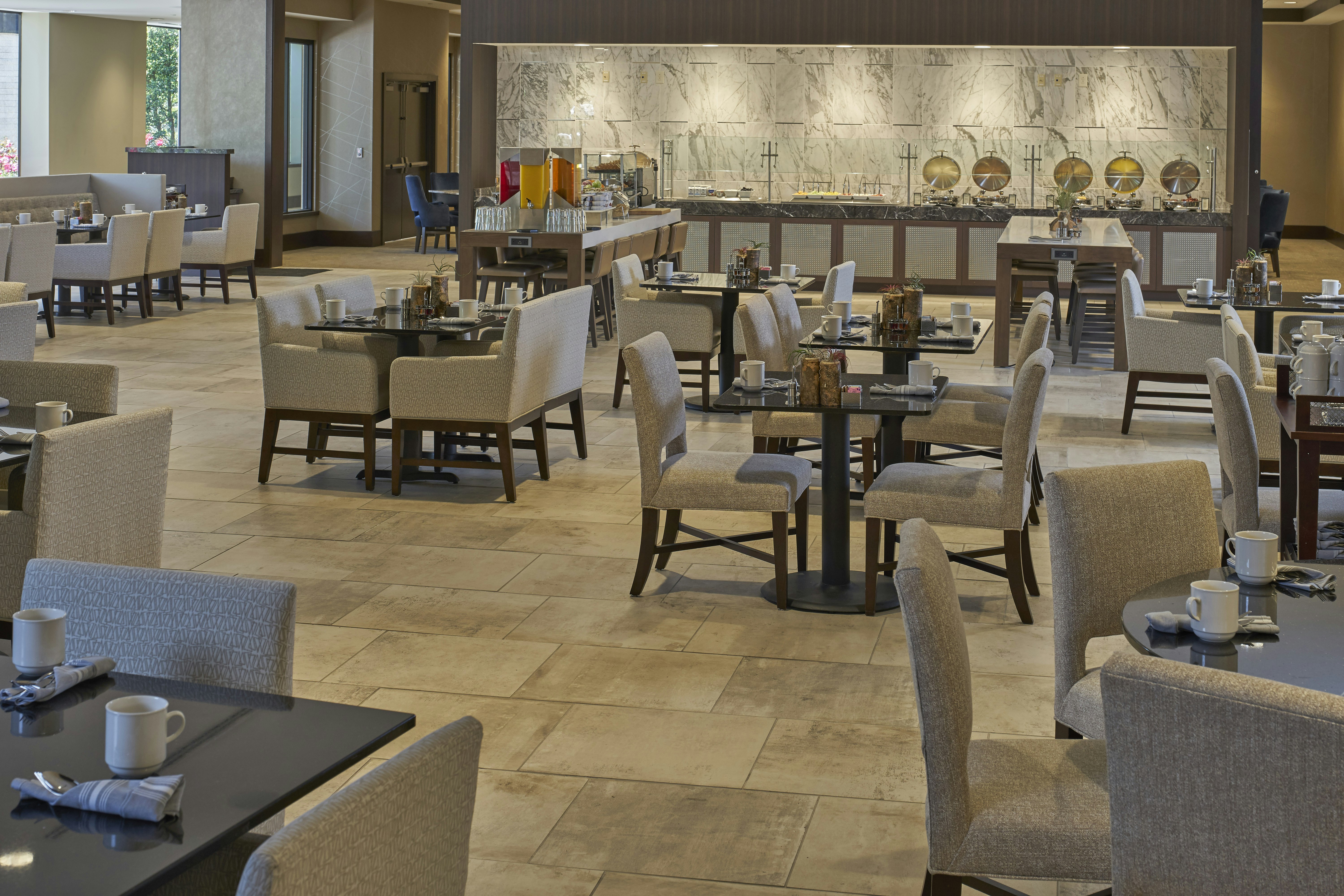 Hilton Raleigh North Hills 40/54