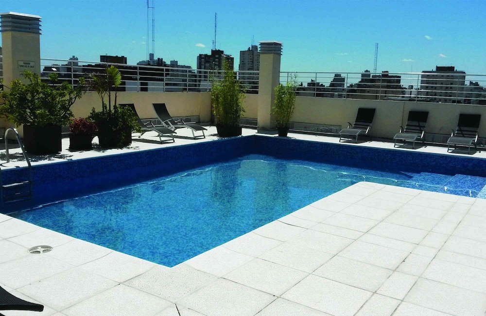 Plaza Real Suites Hotel 7/59