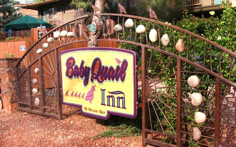 Baby Quail Inn 2/68