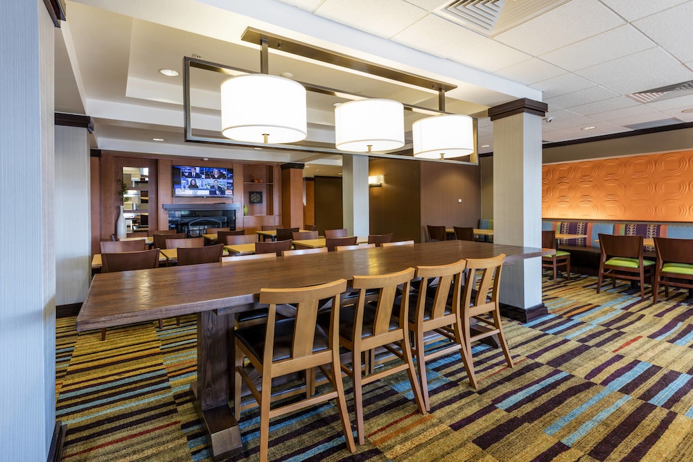 Fairfield Inn Suites Auburn Opelika 5/44