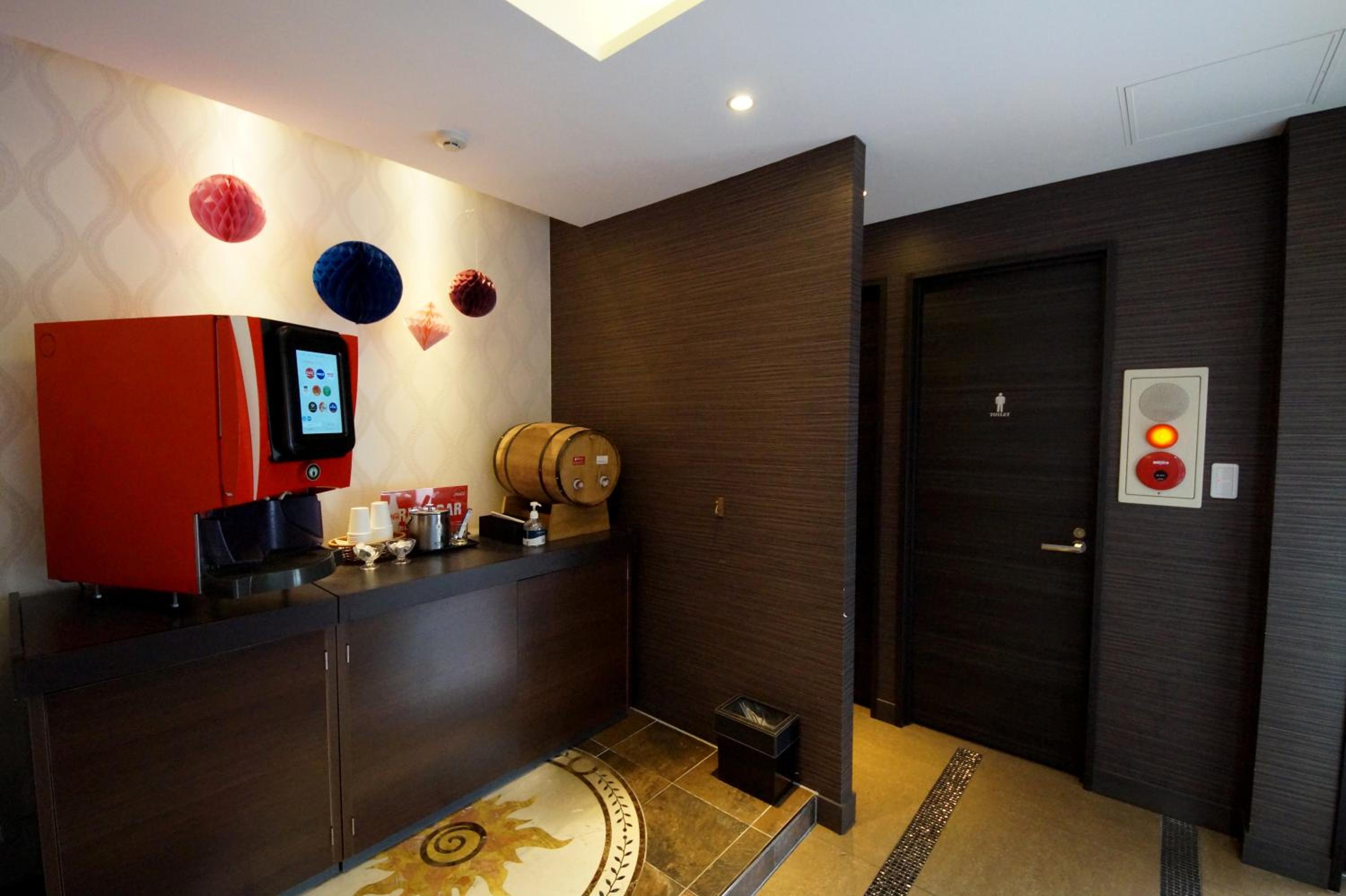 Hotel Lei 6/50