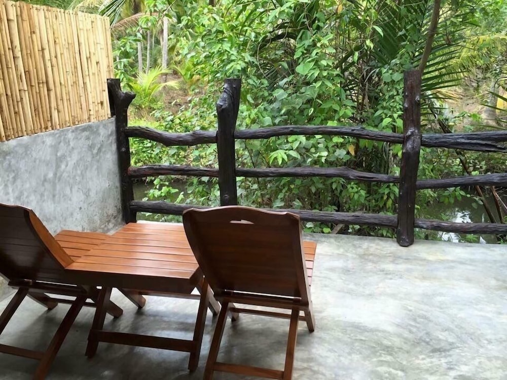 Ruean Thai Nai Bang By Pansak Resort 45/66