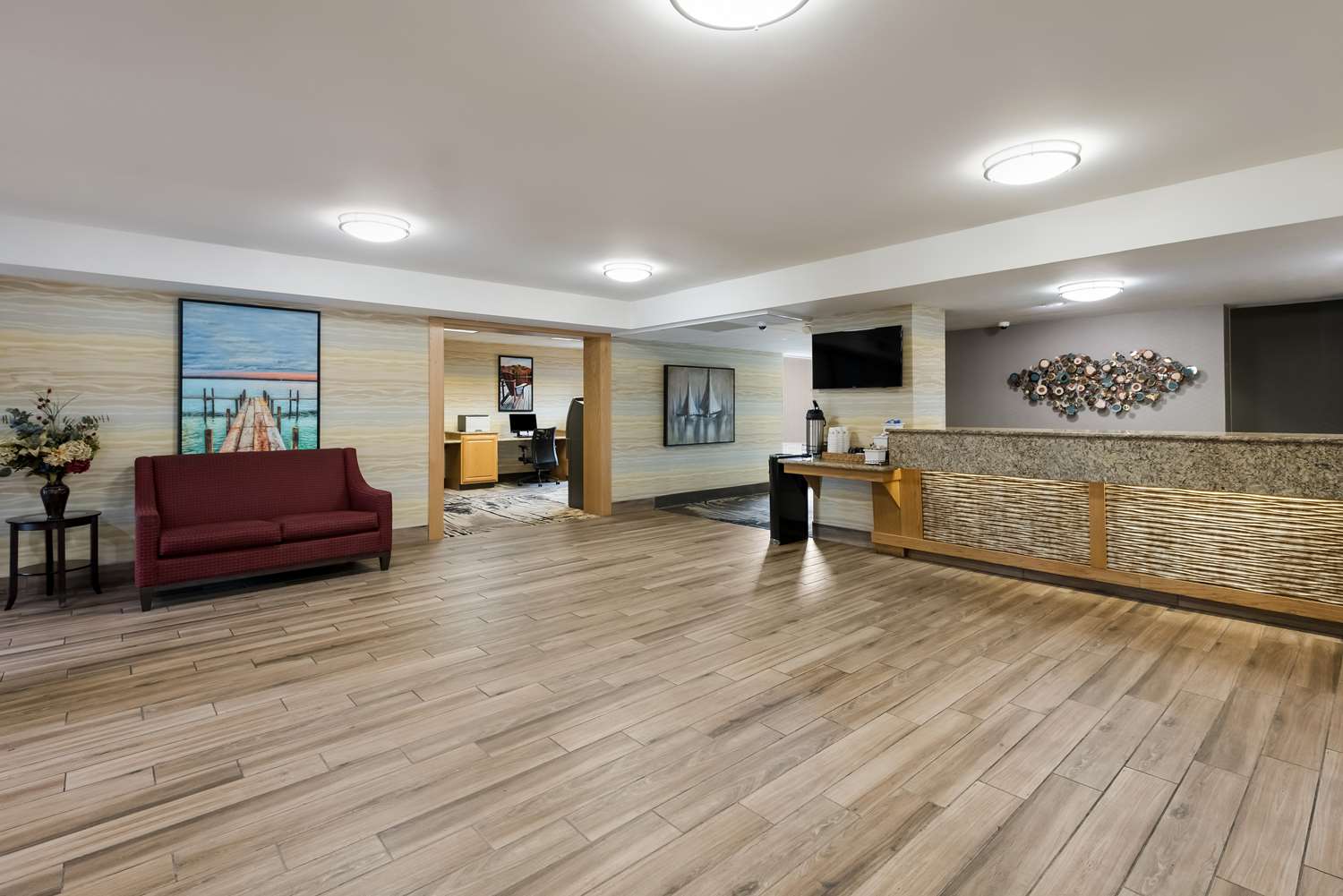 Best Western Holiday Lodge 18/42