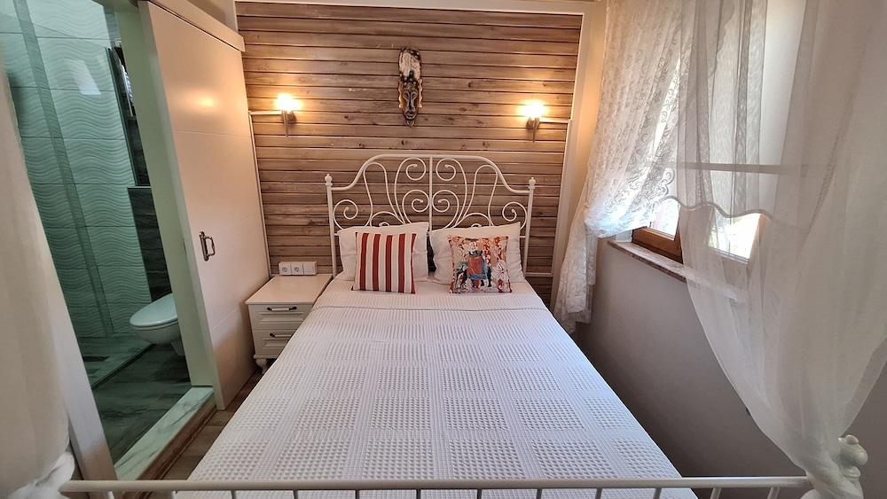 Karina Vineyard House 19/47
