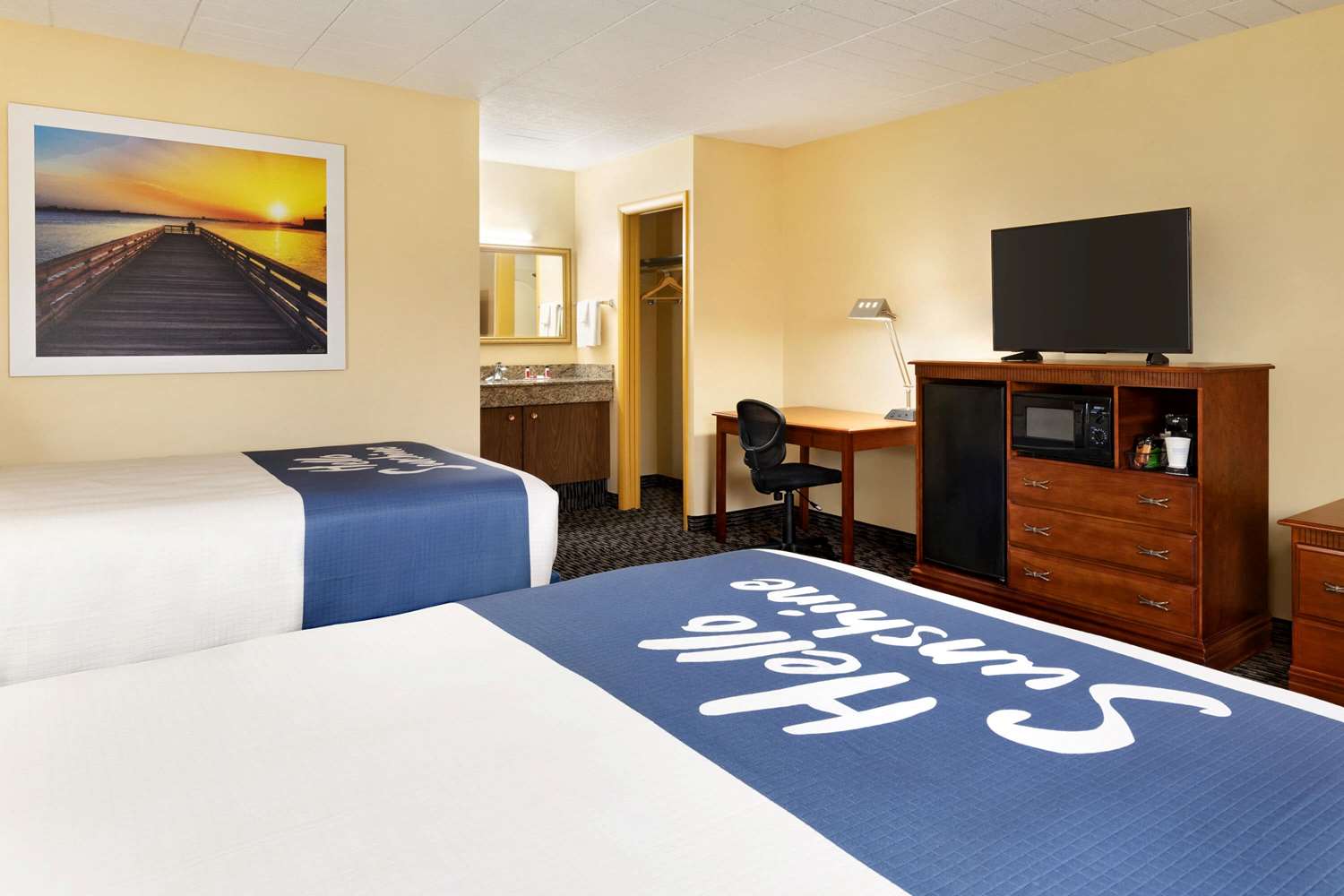 Days Inn by Wyndham Oak Ridge Knoxville 8/16