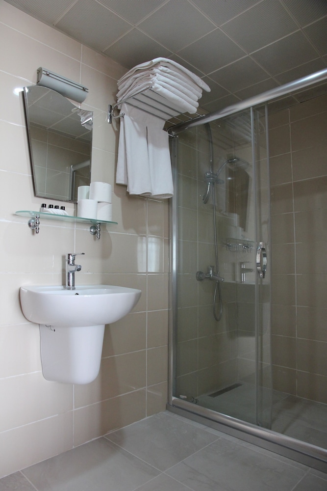 Hotel New House 16/68