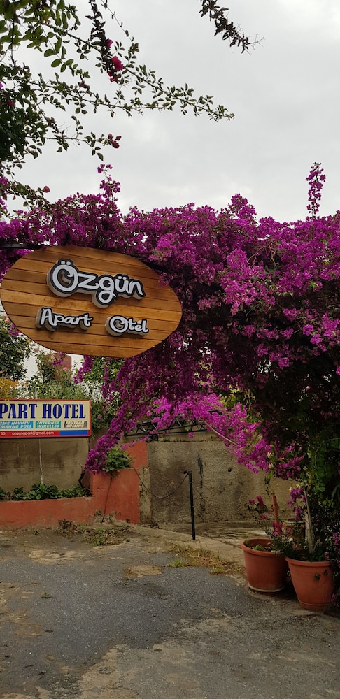Ozgun Apart Otel Kusadasi 4/29