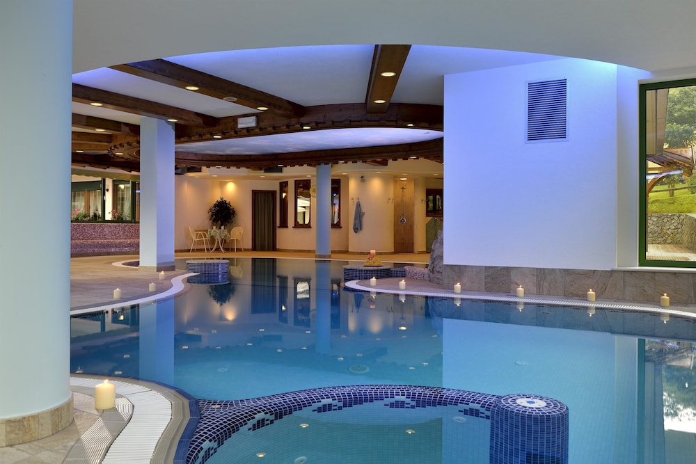 TEVINI DOLOMITES CHARMING HOTEL photo5