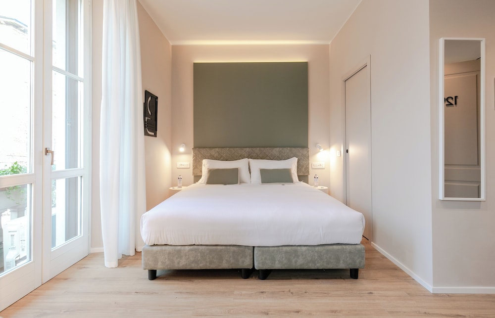 Aiello Hotels - Isola Design District 6/32