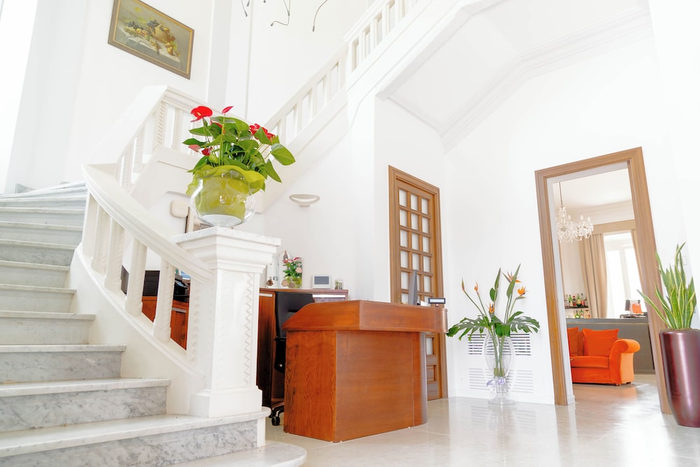 VILLA MOSCA 3/50