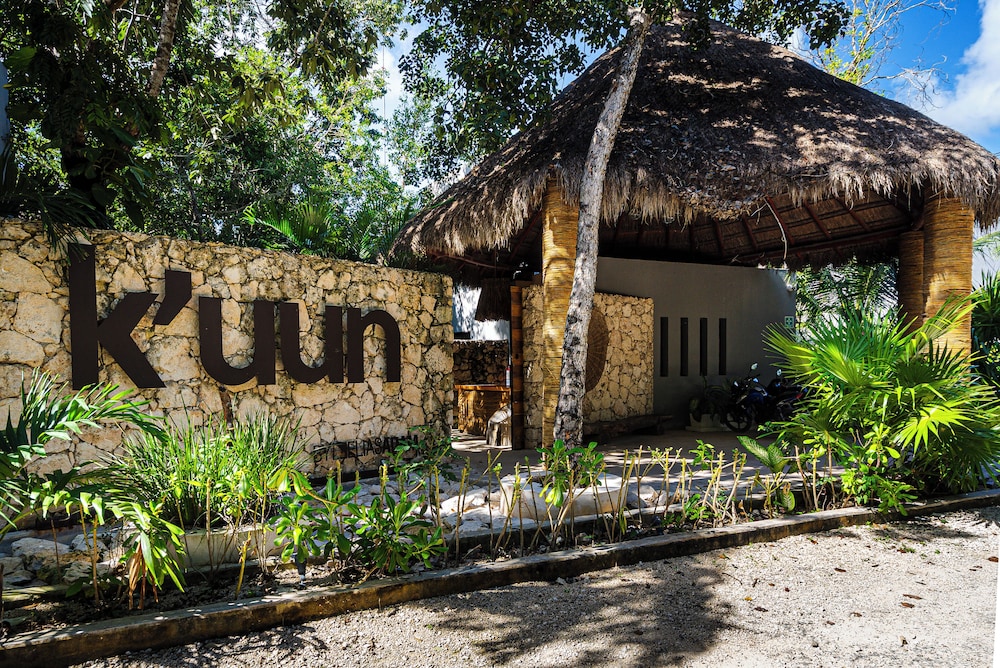 Kuun Taak Tulum 3/50