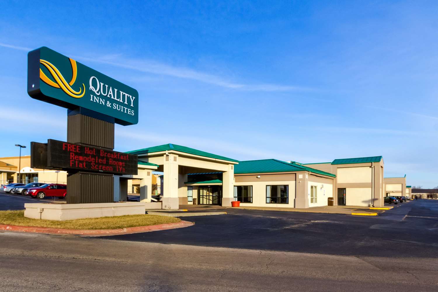 Quality Inn & Suites Moline - Quad Cities 2/18