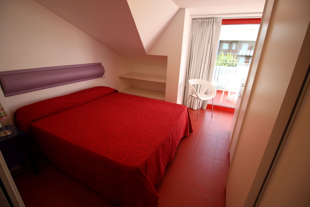 Hotel Residenza Giardino 8/50