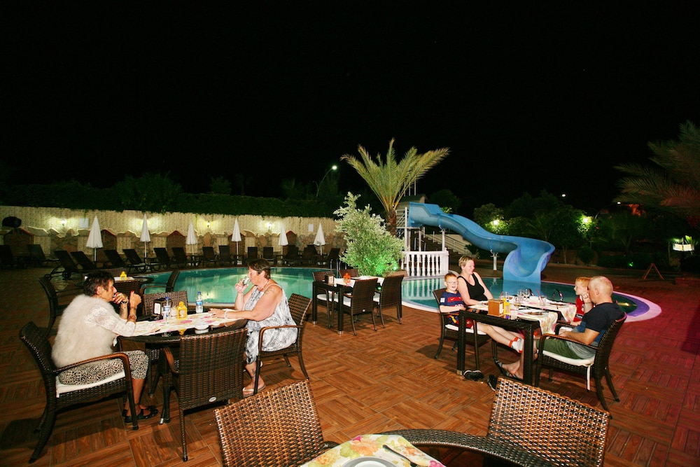 Bella Bravo Suite Hotel 28/49