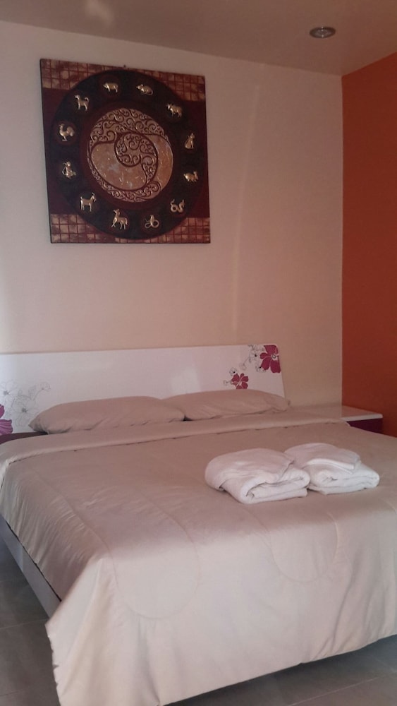 Donchai House 21/43