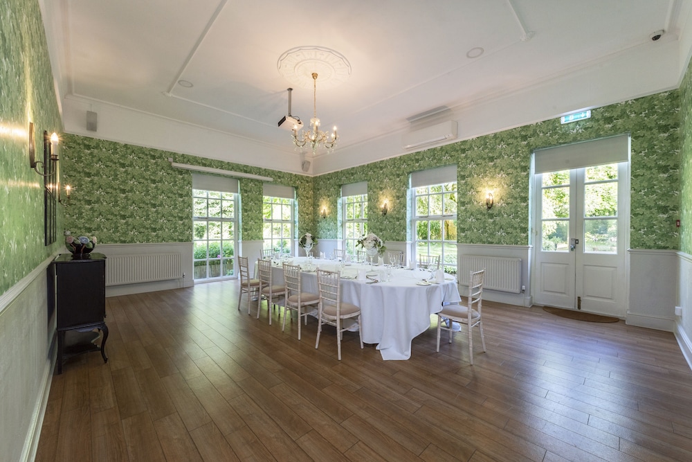 Statham Lodge Hotel 28/50
