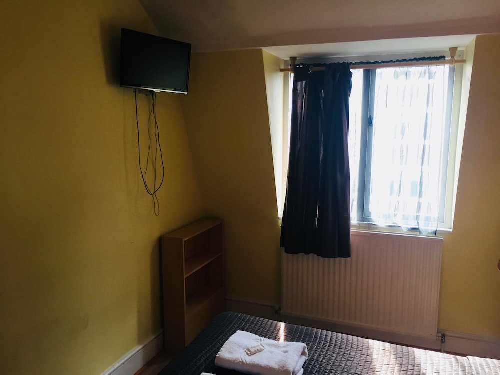 Gresham Hotel 40/50