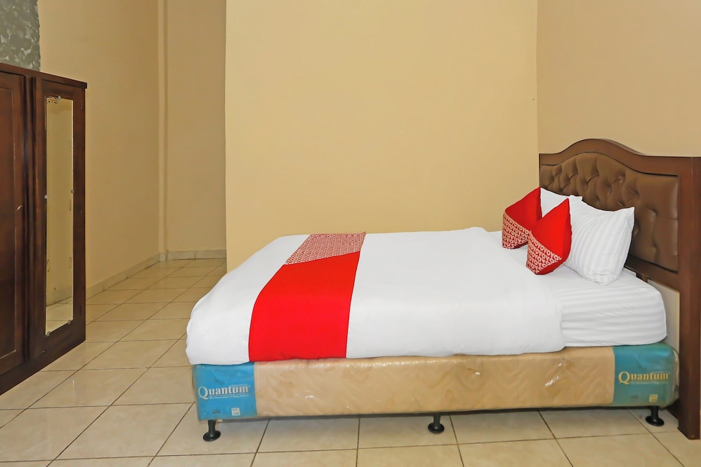 Deluxe, Double Bed