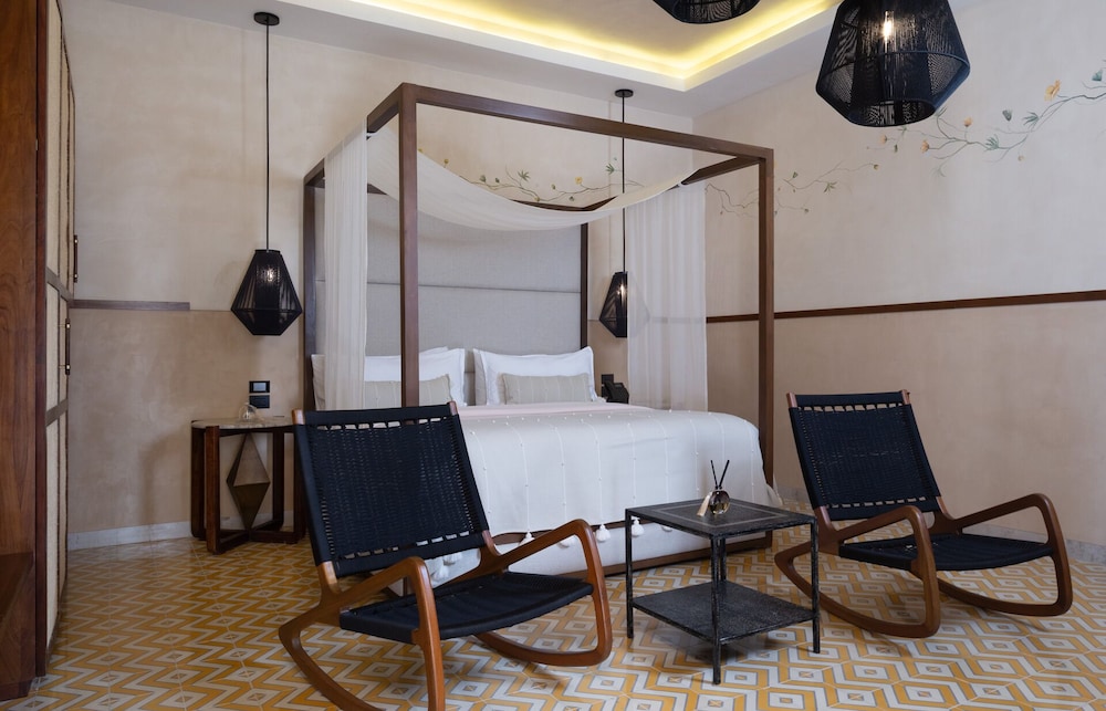 Adoro Hotel Boutique 42/50