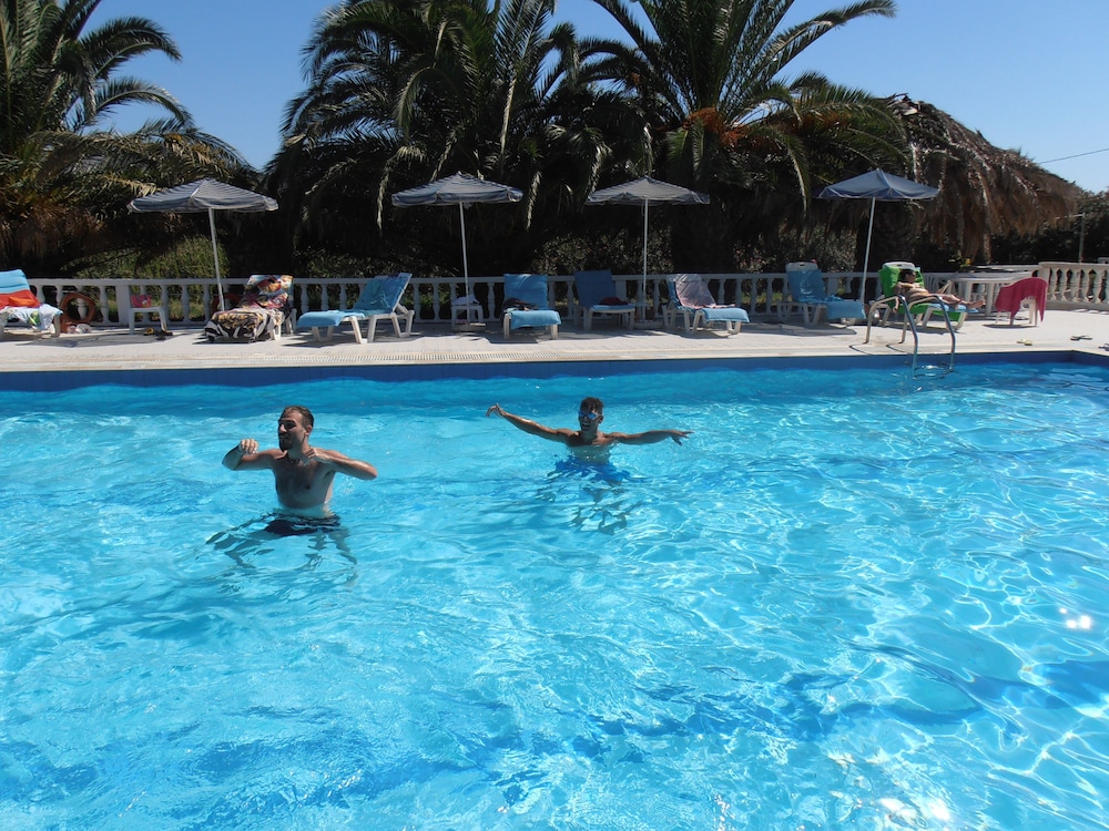 HOTEL MARILIZA BEACH 24/28