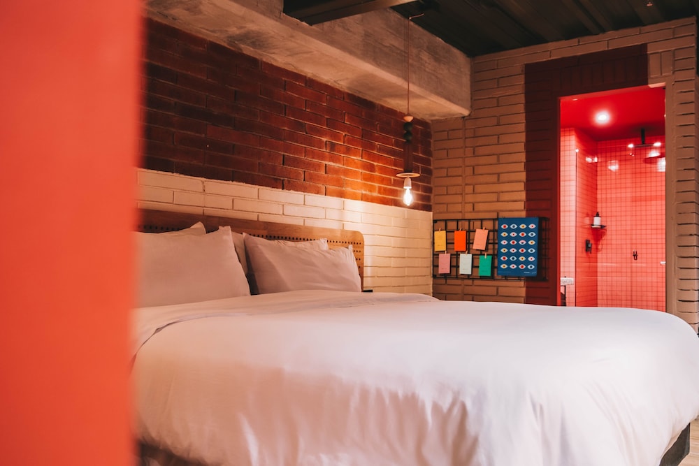 The Somos Hotel 11/50