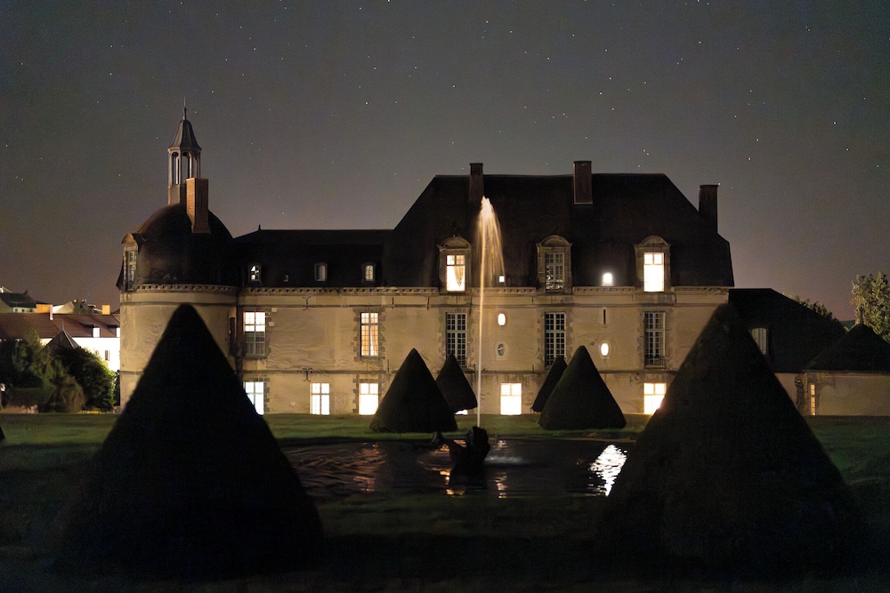 Chateau D'etoges 3/73